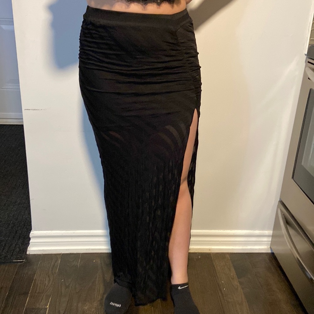 Bebe skirt in small